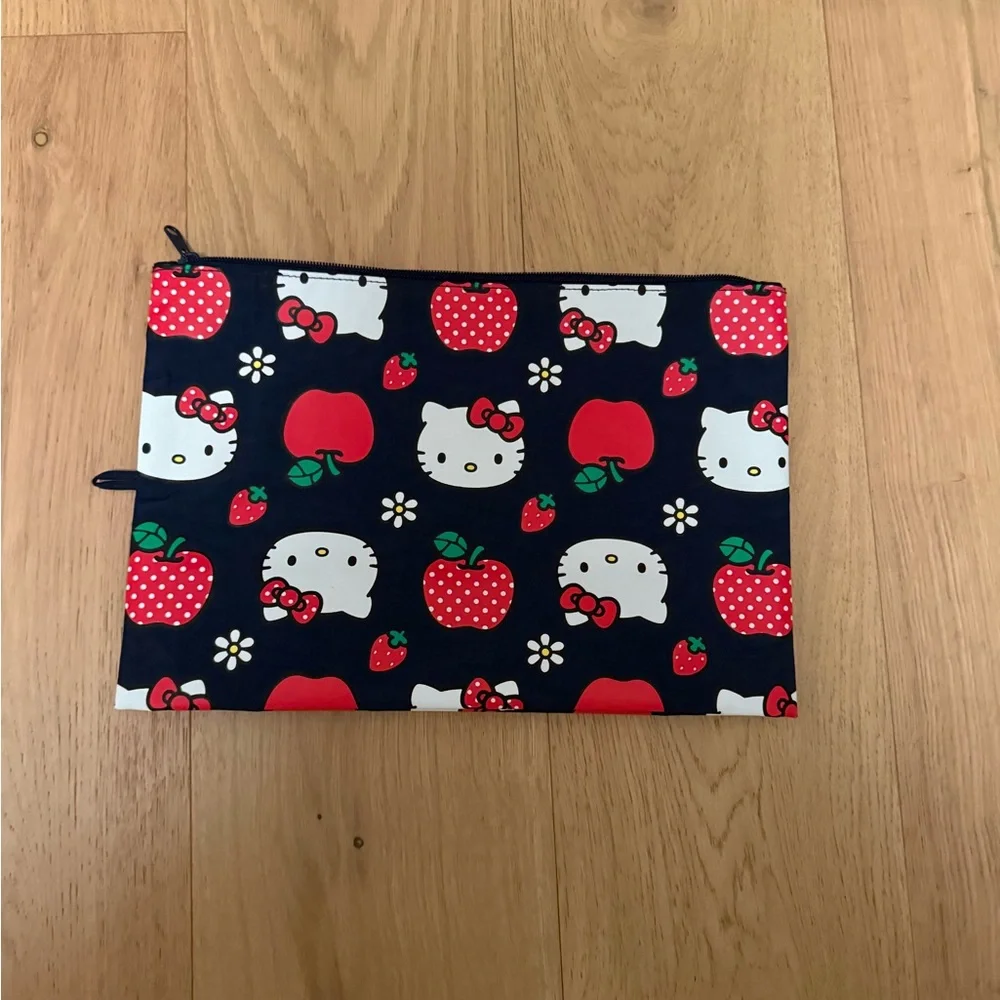Baggu Sanrio Hello Kitty Go Pouch - Picture 1 of 3
